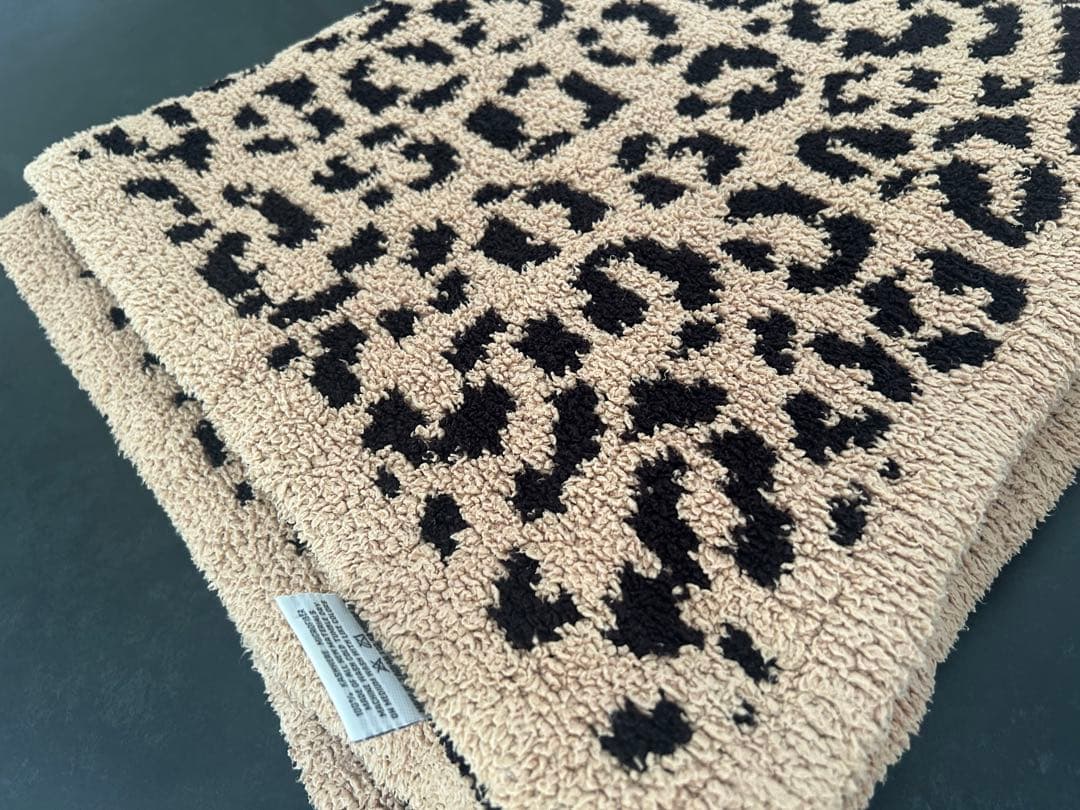 カシウェア ヒョウ柄 ブランケット - メルカリ