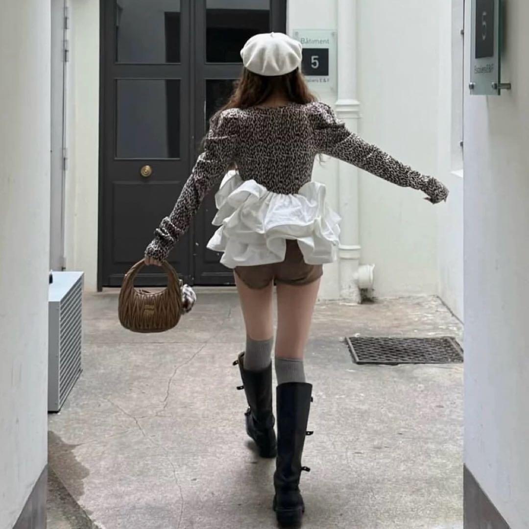 新品未使用】Bibiy. EFFIE PEPURAMU LEOPARD TOP - メルカリ