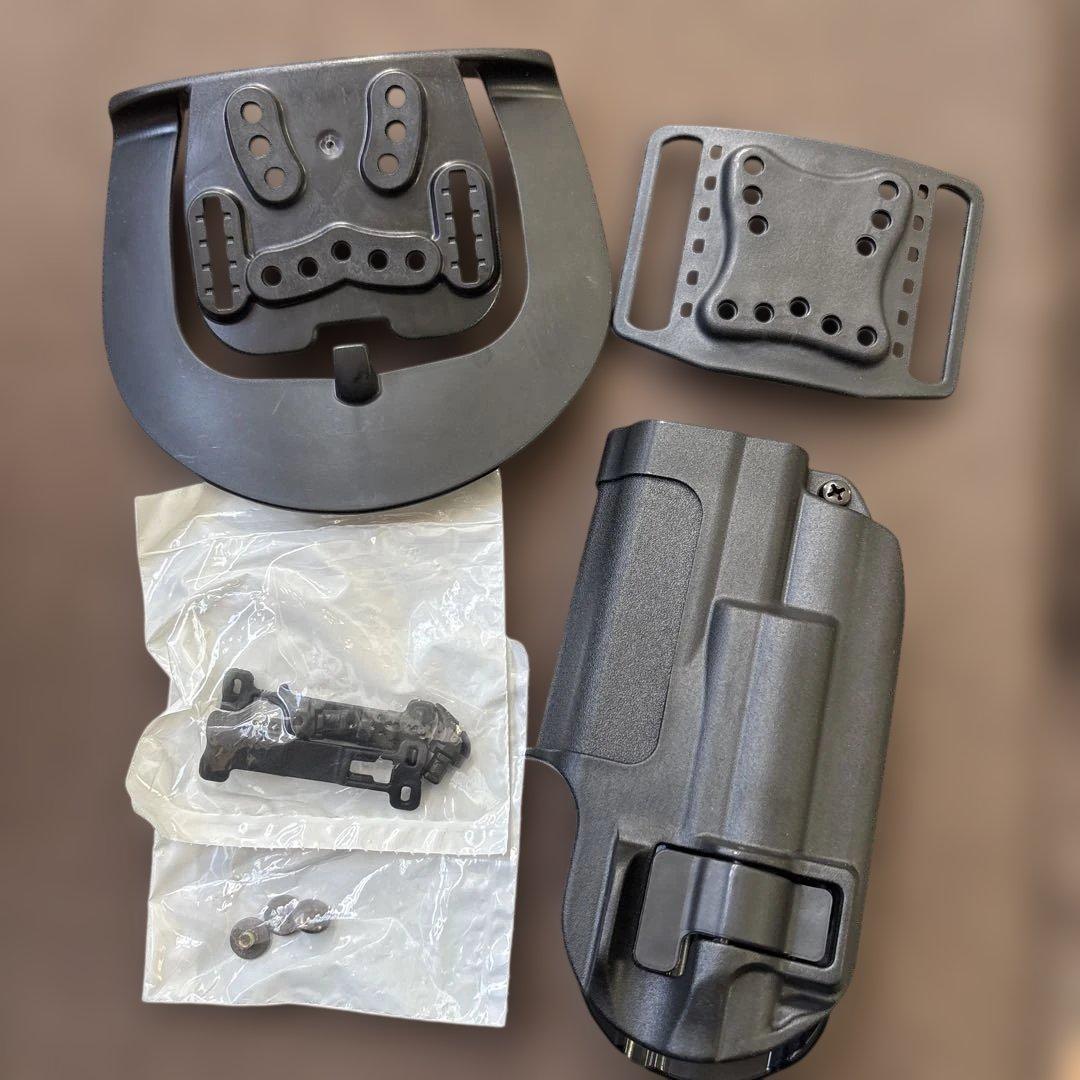 BLACKHAWK SERPAライトベアリングホルスター　ガバメント　M1911