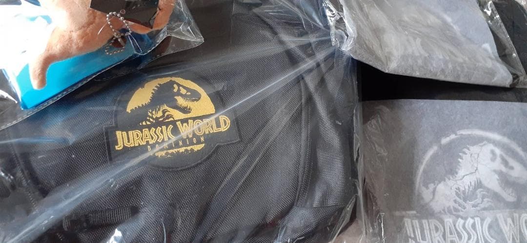 4点セット ジュラシックワールド JurassicWorld非売品リュックシャツ