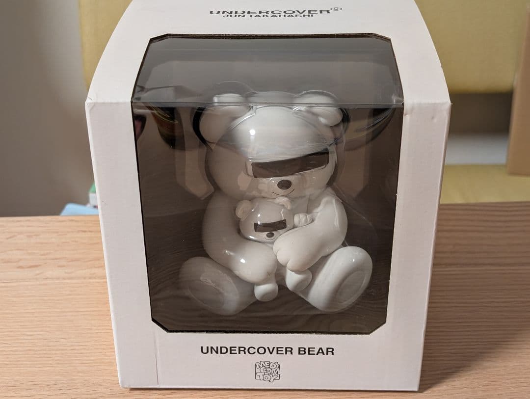 UNDERCOVER BEAR ホワイト フィギュア