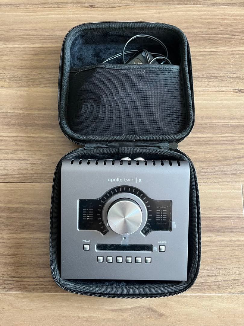 【美品】Apollo Twin X オーディオインターフェイス + 専用ケース付