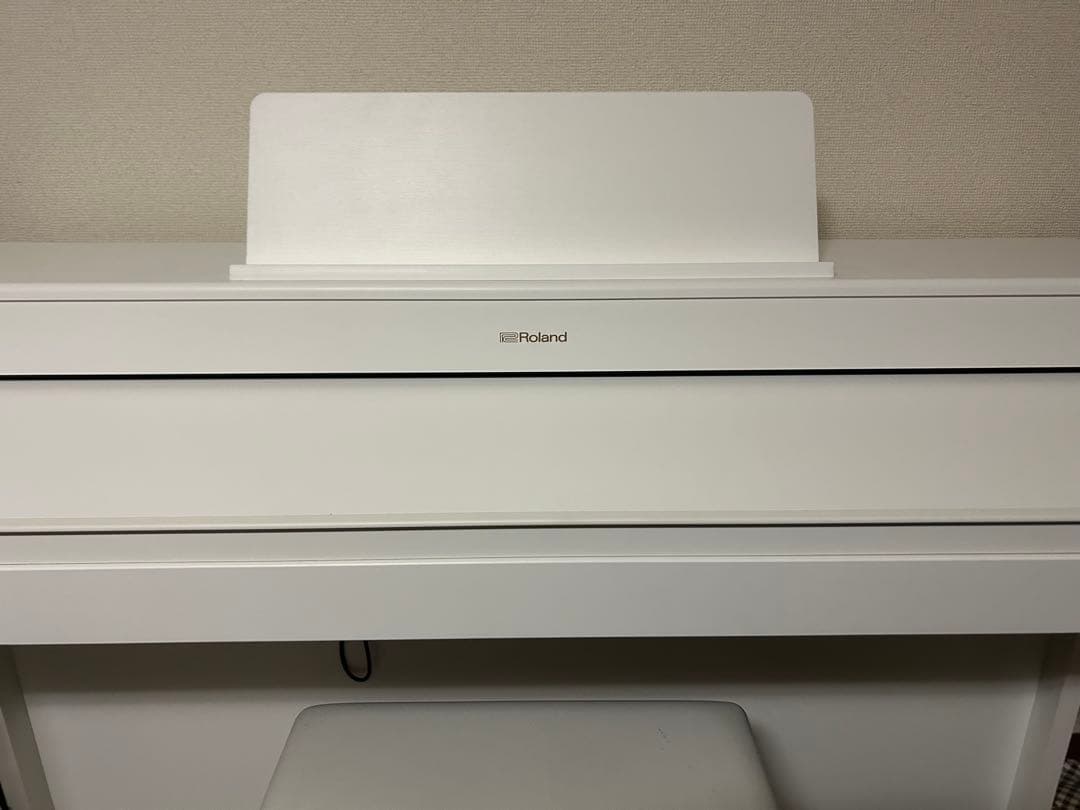 Roland HP-702 ホワイト電子ピアノ 88鍵 椅子付き