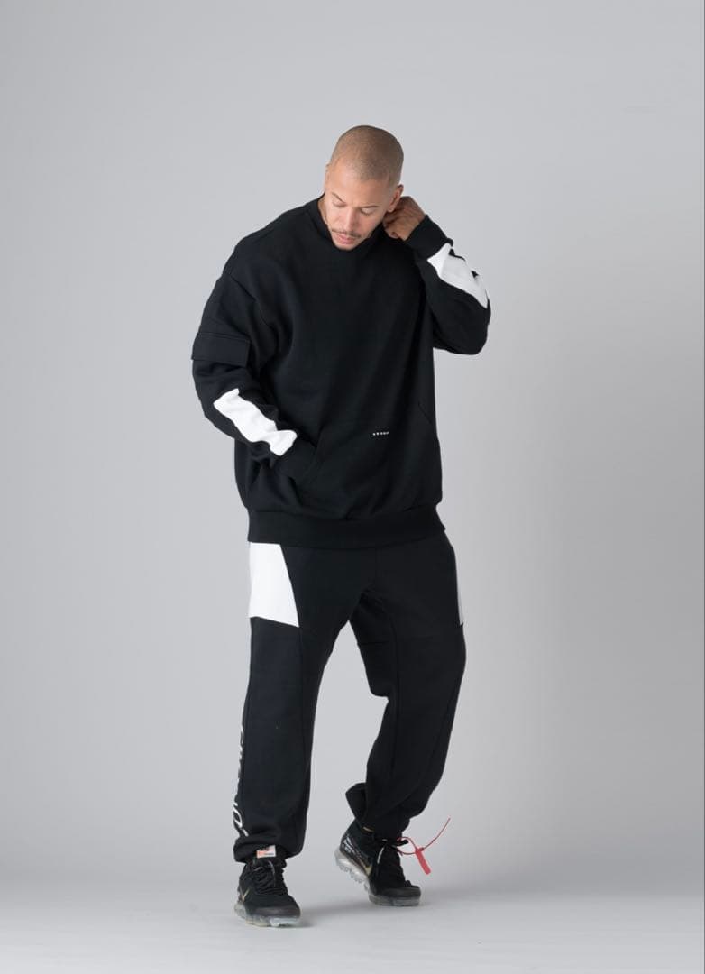 超希少 完全完売品 クロノス CRONOS トレーナー - メルカリ