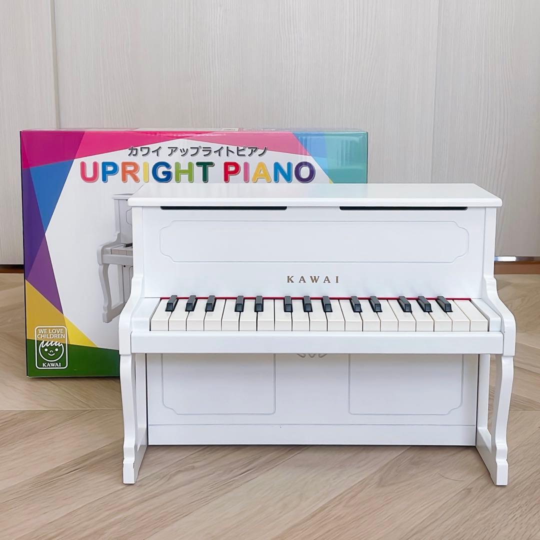 KAWAI アップライトピアノ　ホワイト