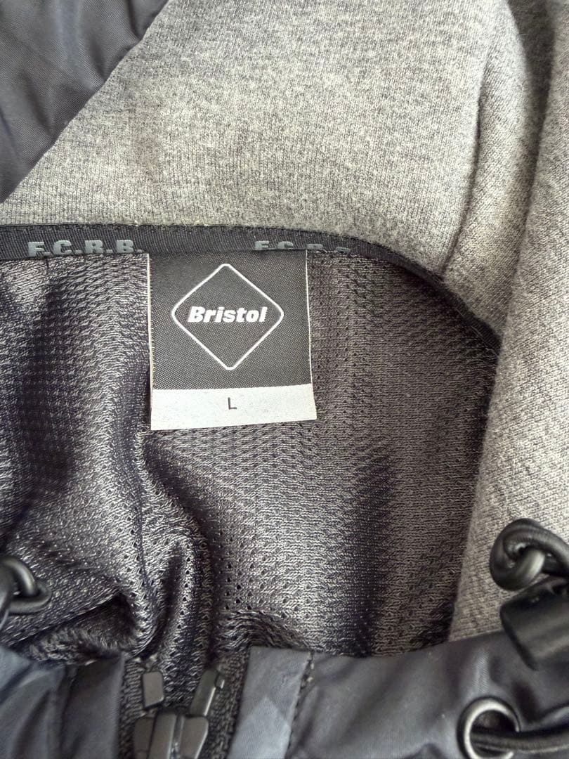F.C.Real Bristol パーカー グレー/ブラック