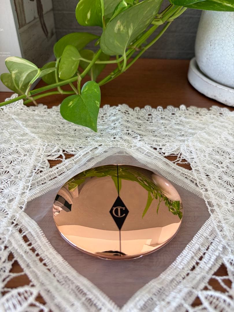 【ほぼ未使用】Charlotte Tilburyエアブラシフローレスフィニッシュ