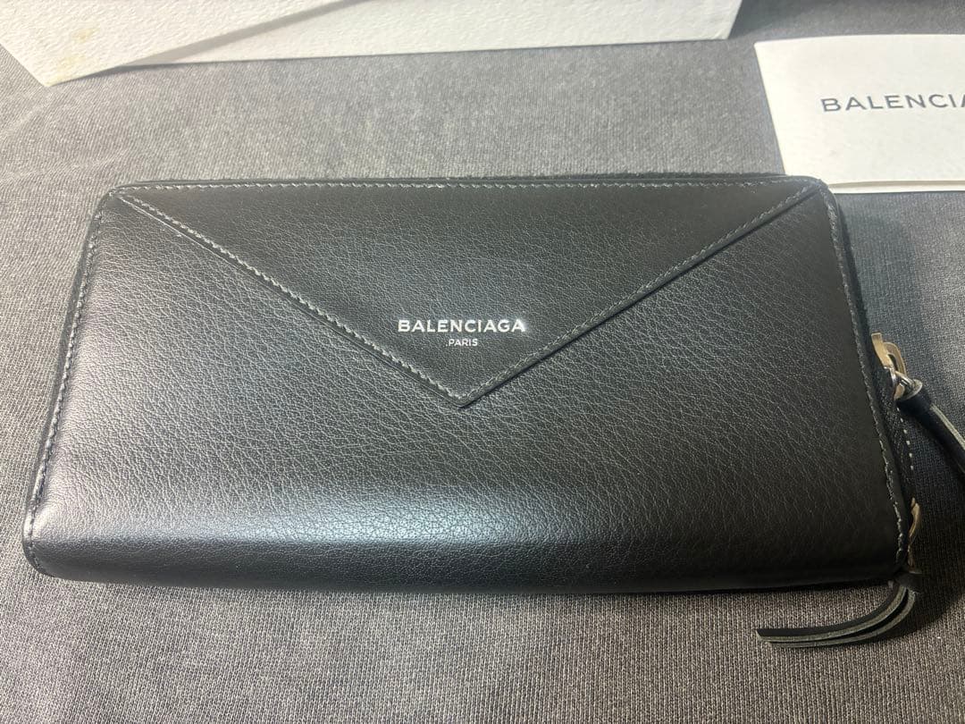 BALENCIAGA ブラックレザー 長財布 - メルカリ