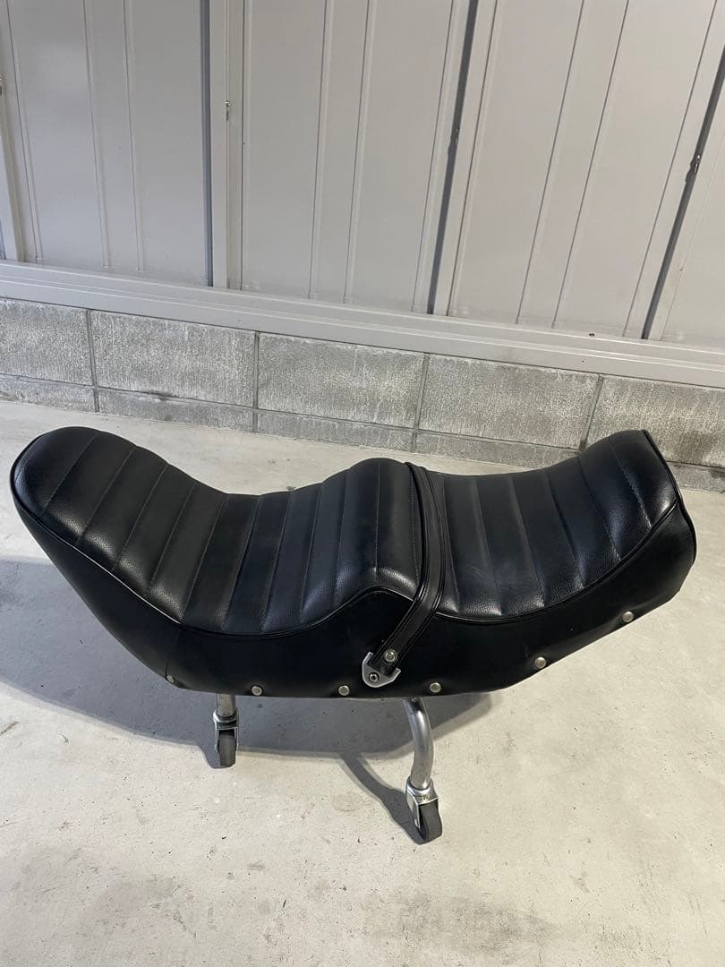 値下げホーク2 cb400t cb250t 角タンク シート チョビ三段 - メルカリ