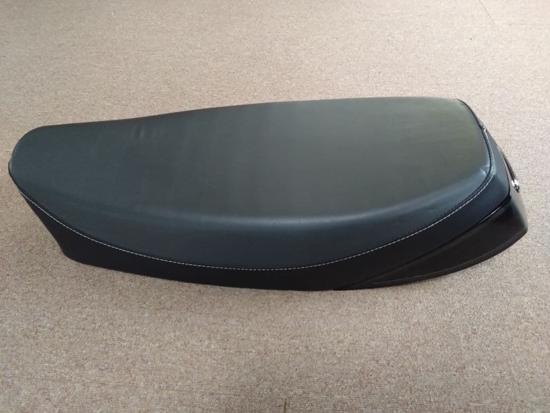 YAMAHA SR400 純正シート 2016年式 FI車用