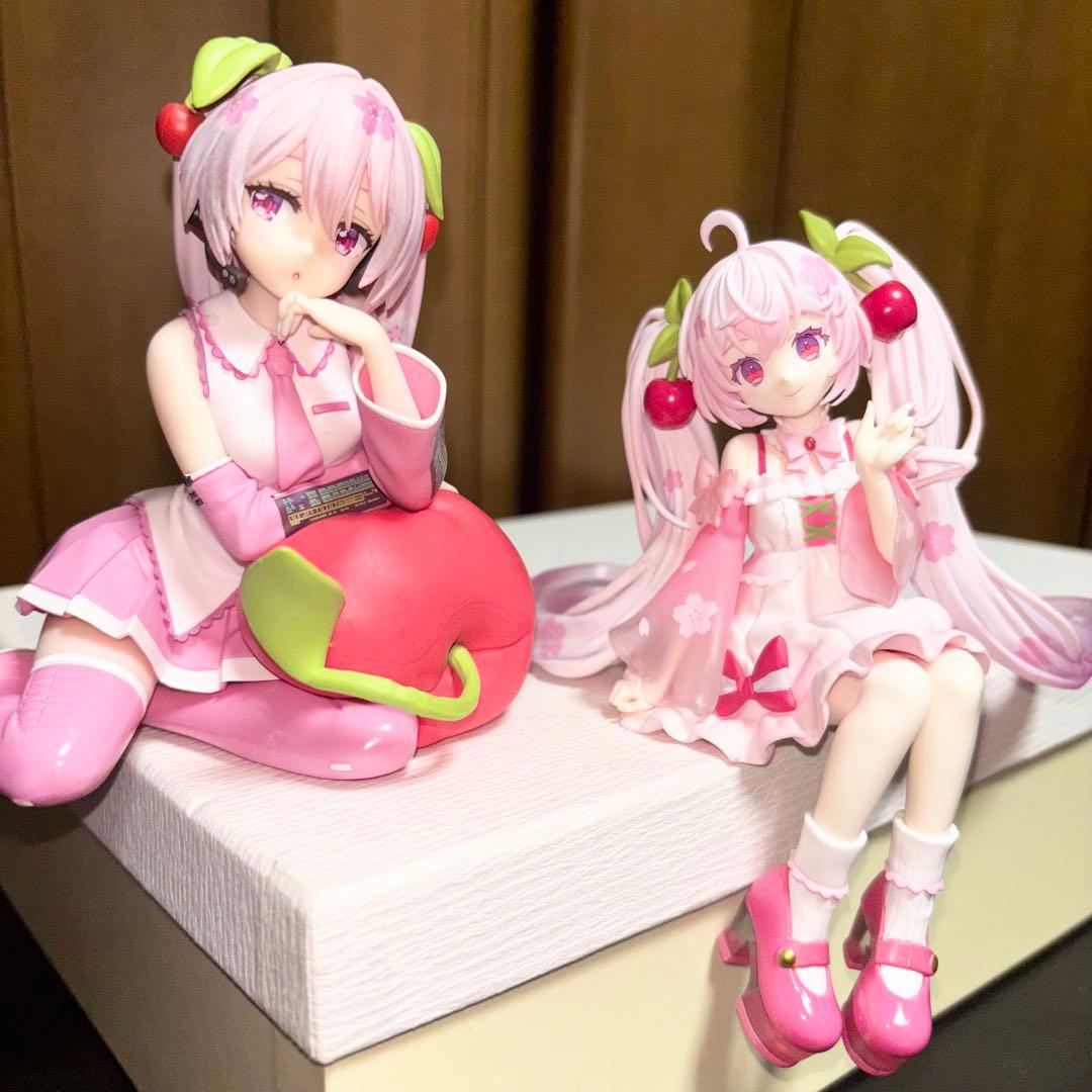美品✨ 桜ミク さくらんぼクッション ぬーどるストッパー フィギュア 2