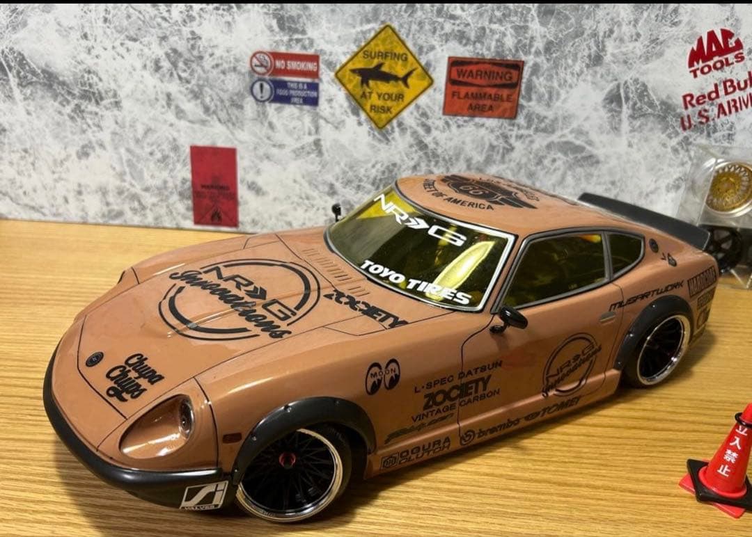 Datsun 240ZG PANDORA ラジコン　フェアレディZ
