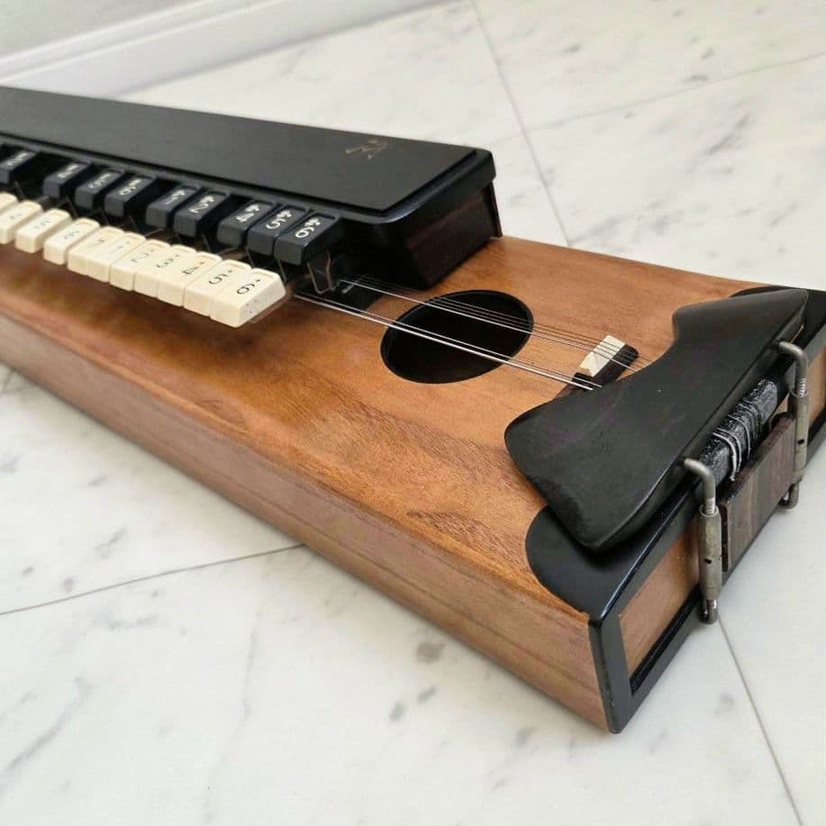 全音 ゼンオン ZEN-ON 高級大正琴 「冴」エレキ冴