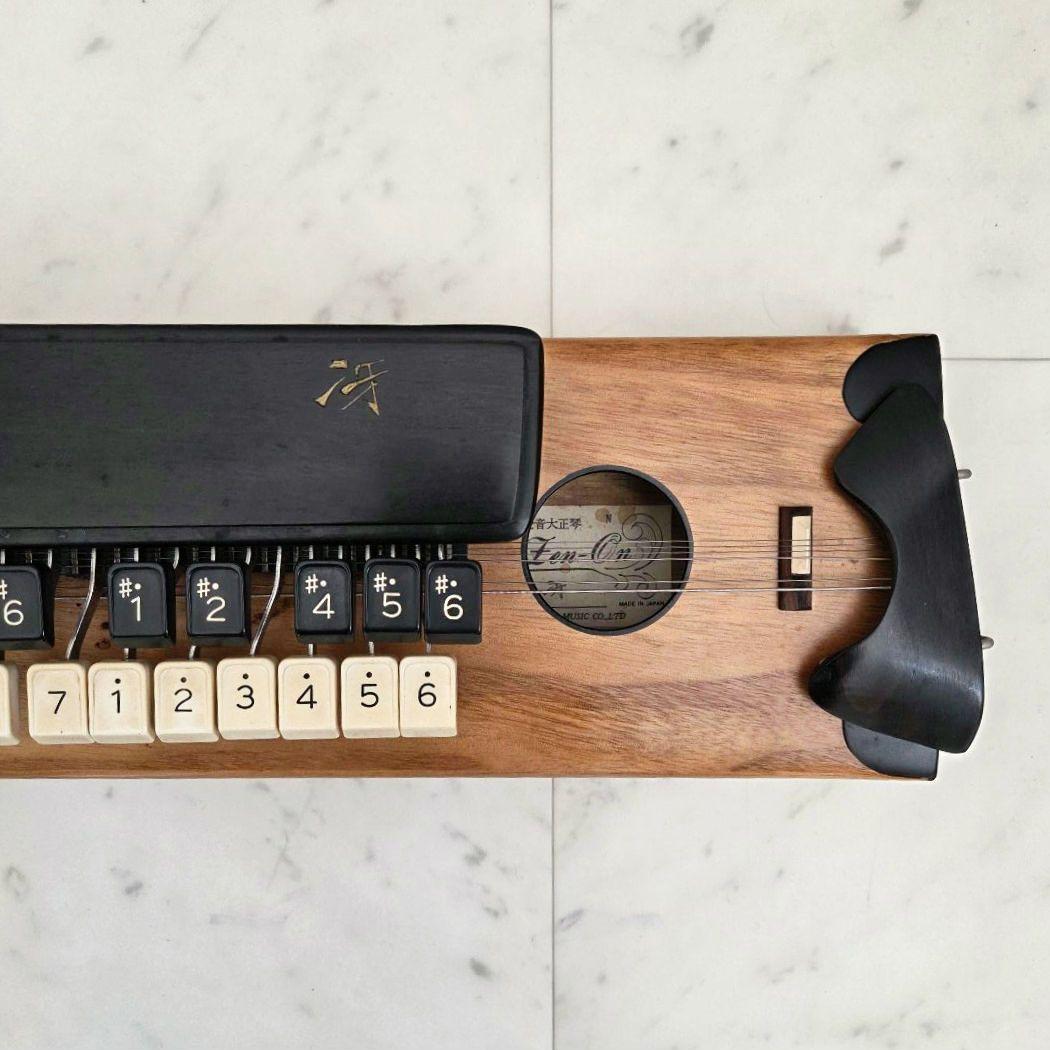 全音 ゼンオン ZEN-ON 高級大正琴 「冴」エレキ冴