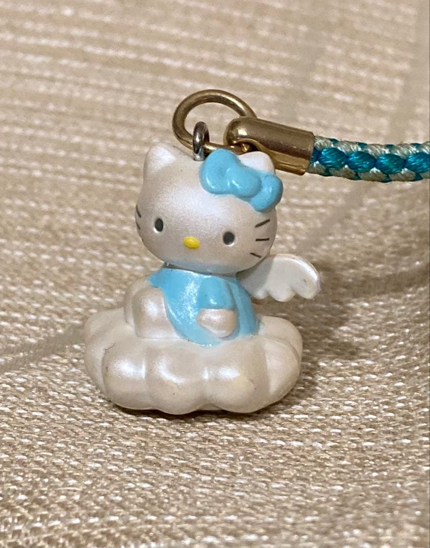 希少、ハローキティエンジェル雲根付 ストラップ サンリオ2002 超レア