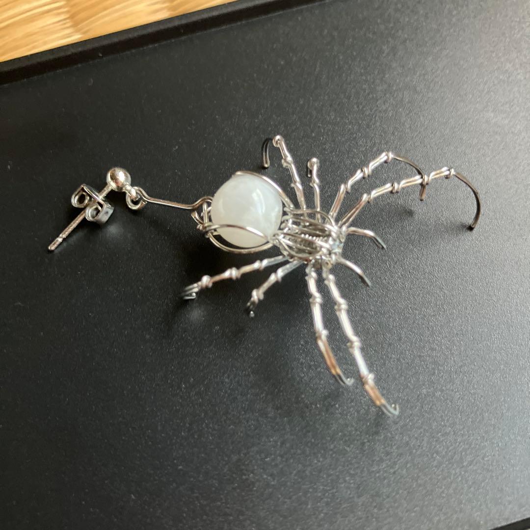 勇*木様 【レア】蟲彩 蜘蛛針金細工ピアス　片耳用