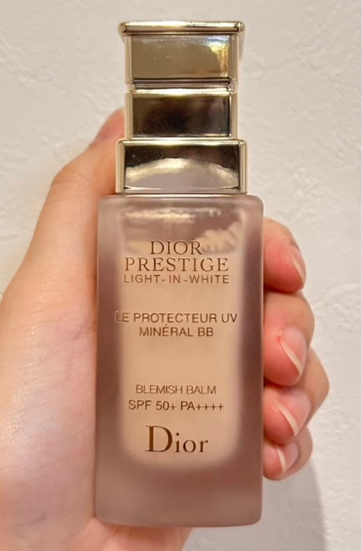 Dior Prestige UV プロテクター BB 00 30ml