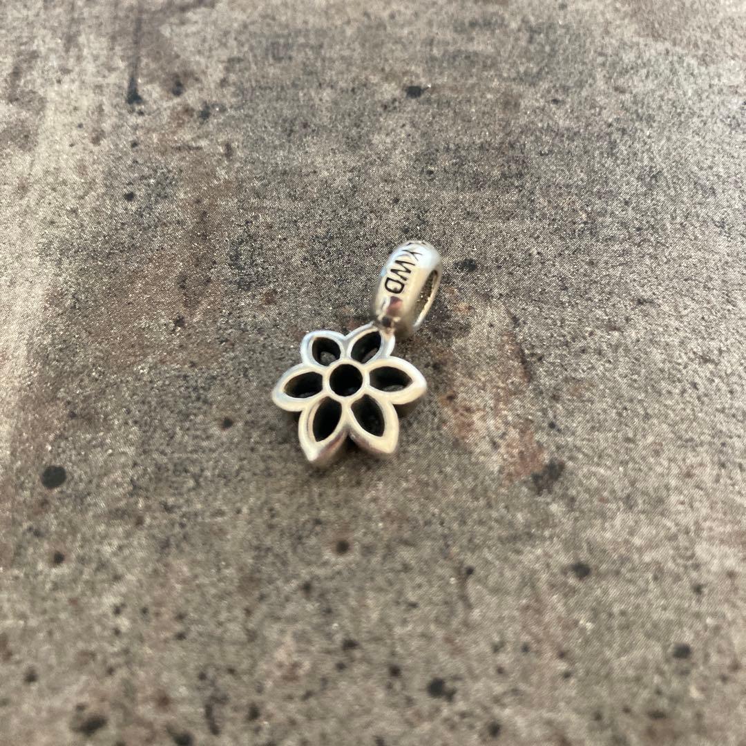 ロゼット ペンダント：Good Art HLYWD D ロゼット ペンダント：Good Art HLYWD グッド アート ハリウッド