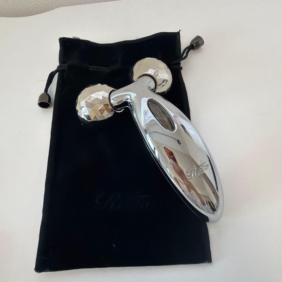 ReFa ダブルローラー マッサージ器 - メルカリ