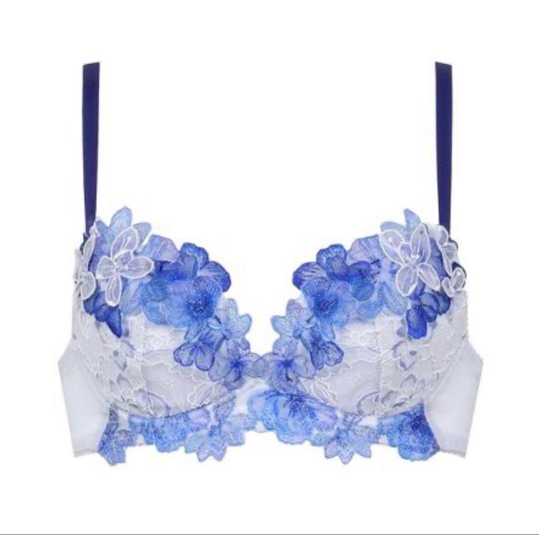 ワコール パルファージュ フロントエックスプラスブラ C70M - メルカリ