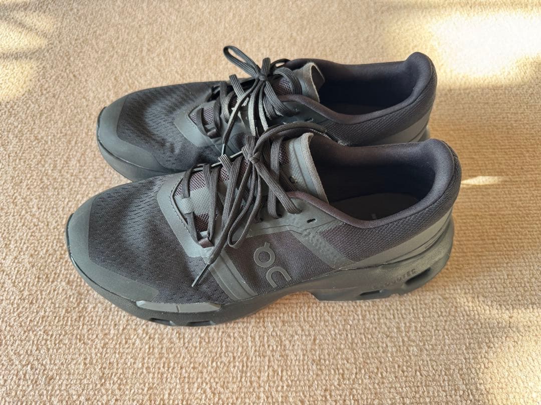 On Cloudpulse スニーカー26.5cm