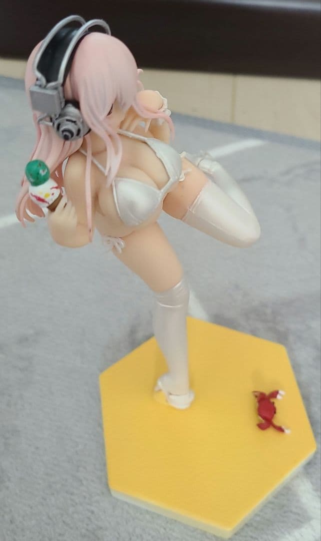 すーぱーそに子フィギュア