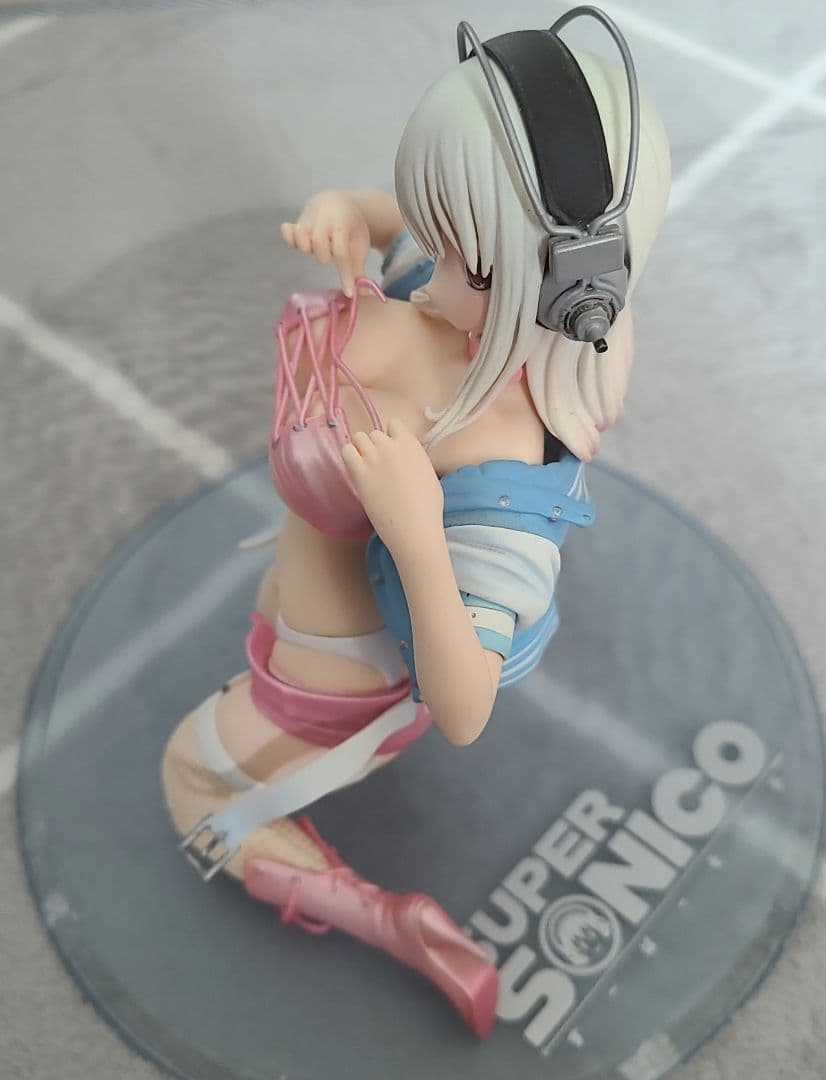 すーぱーそに子フィギュア