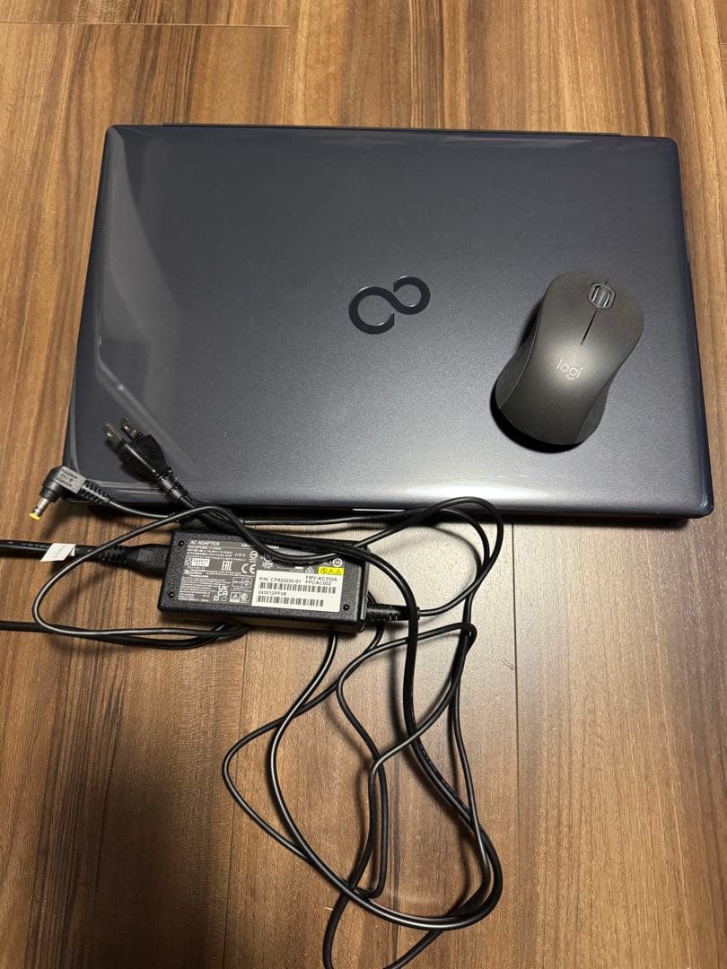 FMV LIFEBOOK WJ1AA52 500SSD ノートPC 極美品