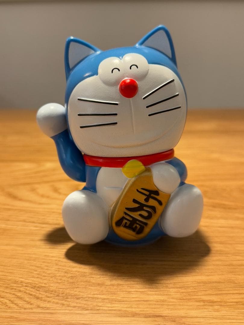 【500個限定 当選品】ドラえもん招きネコ貯金箱