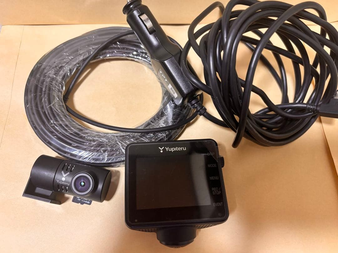 前後カメラ 360度 ユピテル ZQ-30R ドライブレコーダー