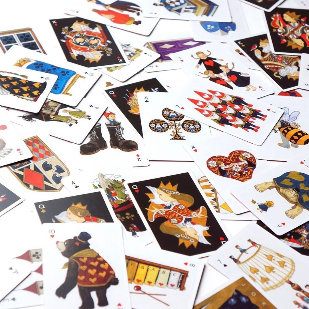 junaida PLAYING CARDS トランプ 新品 - メルカリ