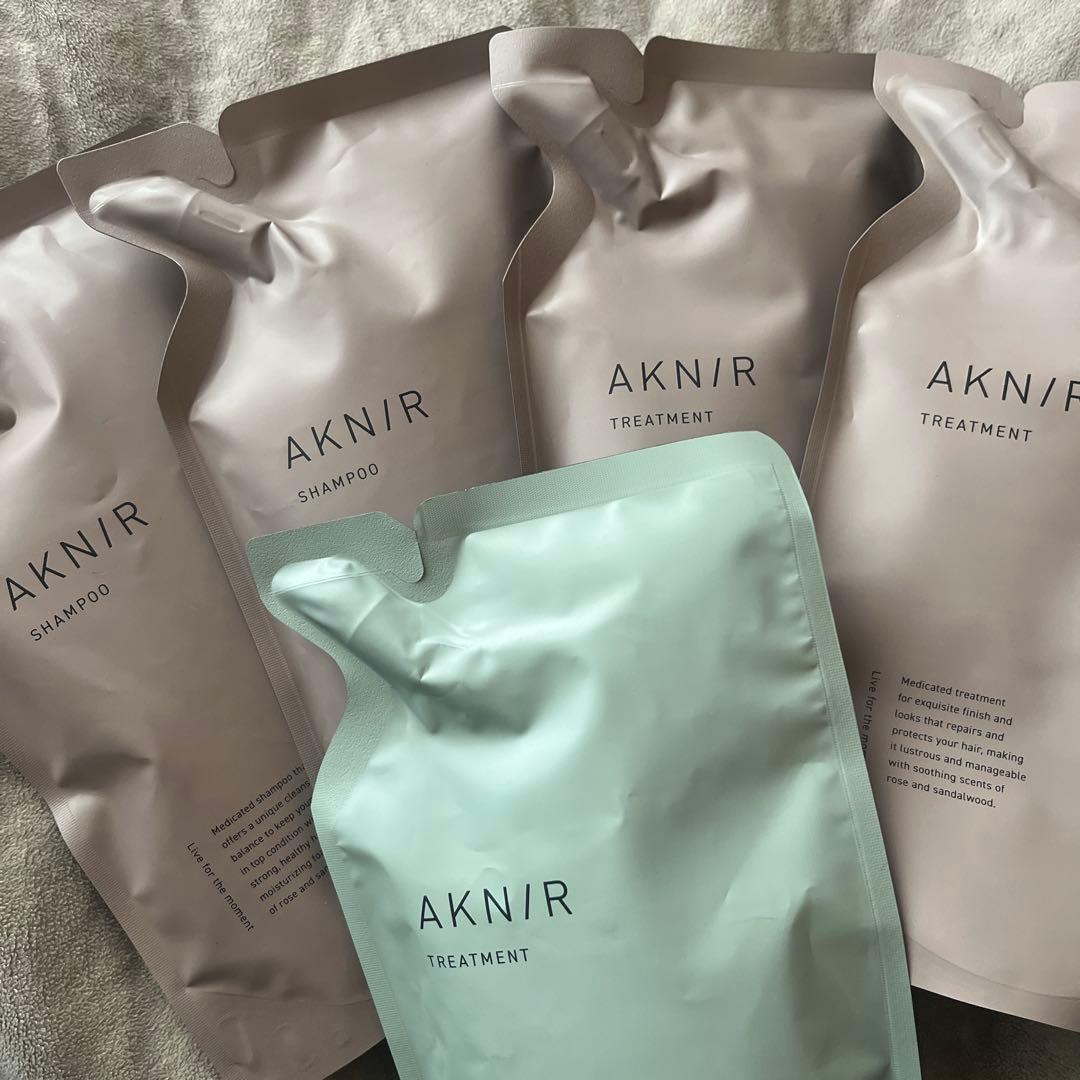 AKNIR シャンプー×2とトリートメント×2セット　おまけ付き