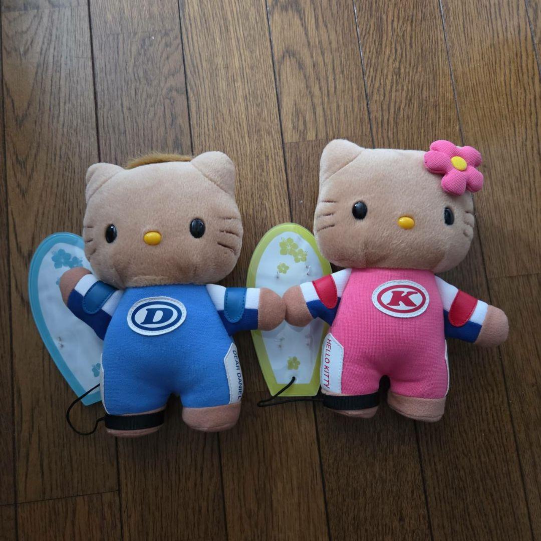 当時物 平成レトロ サンリオ 日焼キティ 日焼ダニエル ぬいぐるみ サーフィン サンリオ サーファー ハローキティ ぬいぐるみ 平成レトロ 当時物