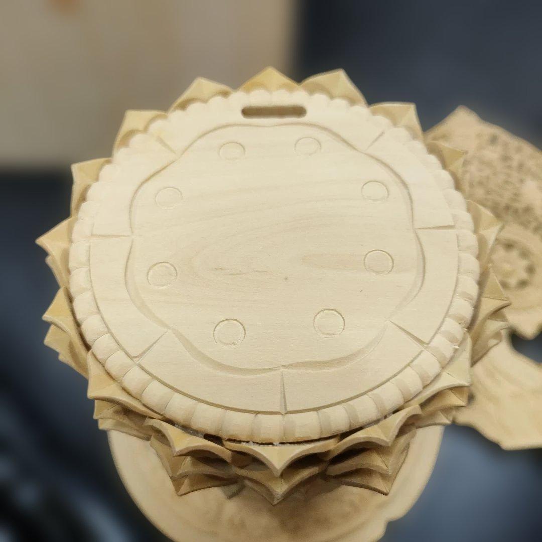 横浜野毛蓮華堂 丸台座上彫り 唐草光背 座弥陀 2寸 - メルカリ