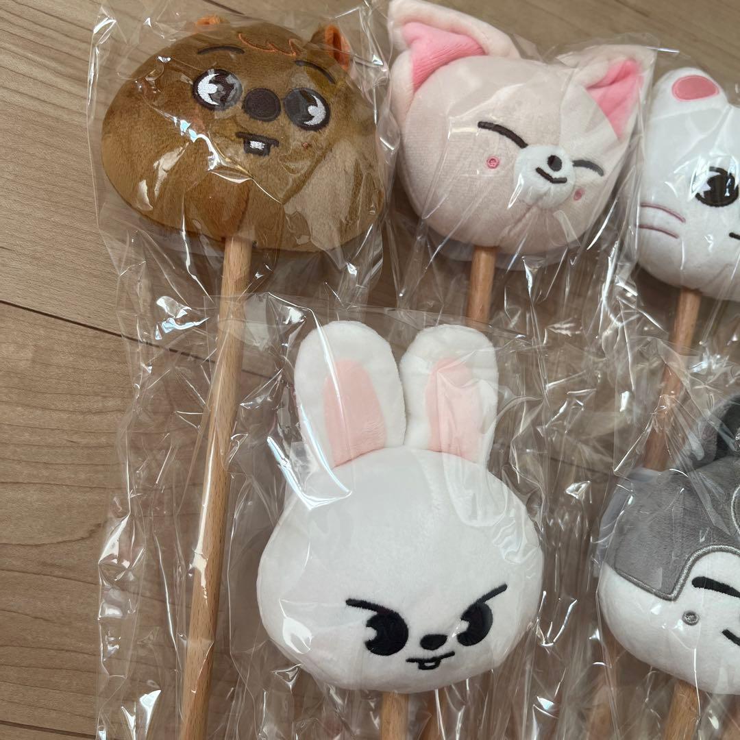 straykids skzoo 肩たたき棒 スキズ - メルカリ