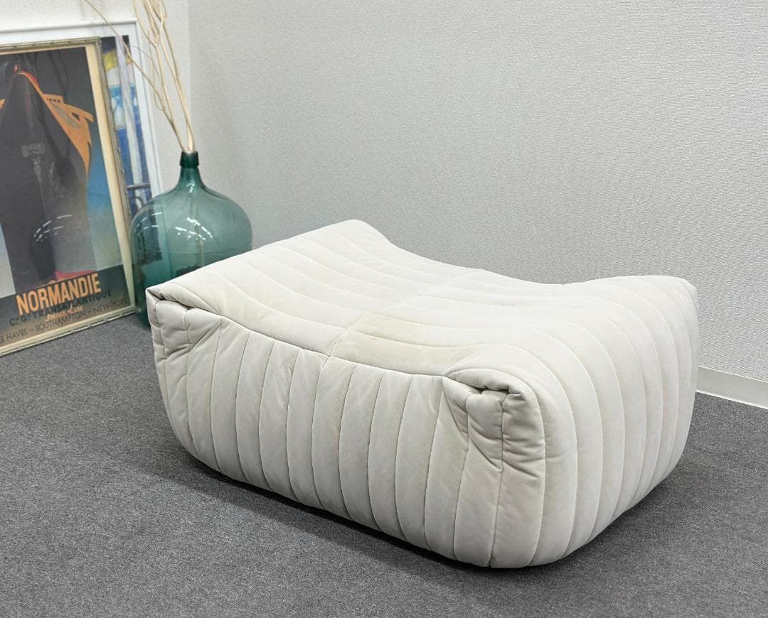 ■リーン・ロゼ■ロゼサンドラ　パフ　オットマン　オフホワイト系　クッションソファ