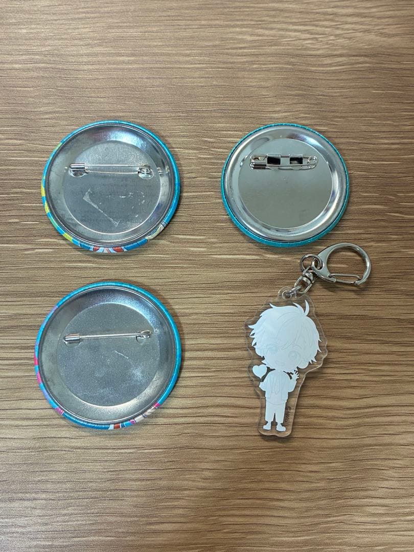 綾瀬恋雪 缶バッジ アクキー - メルカリ