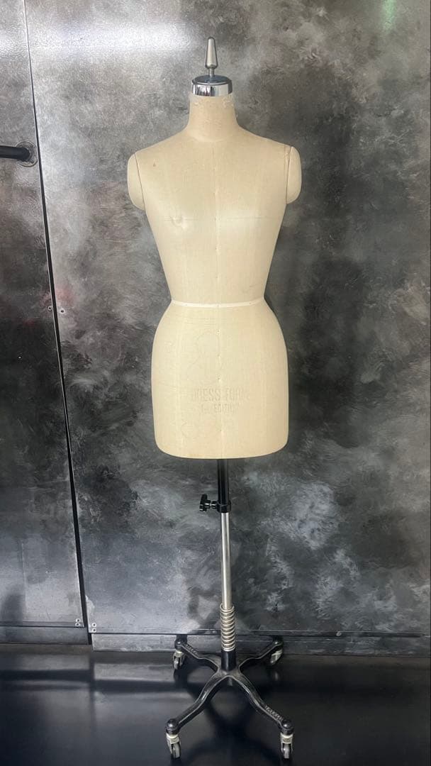 引越しの為、格安トルソー マネキン 10号 miss ドレスフォーム 和製ビ