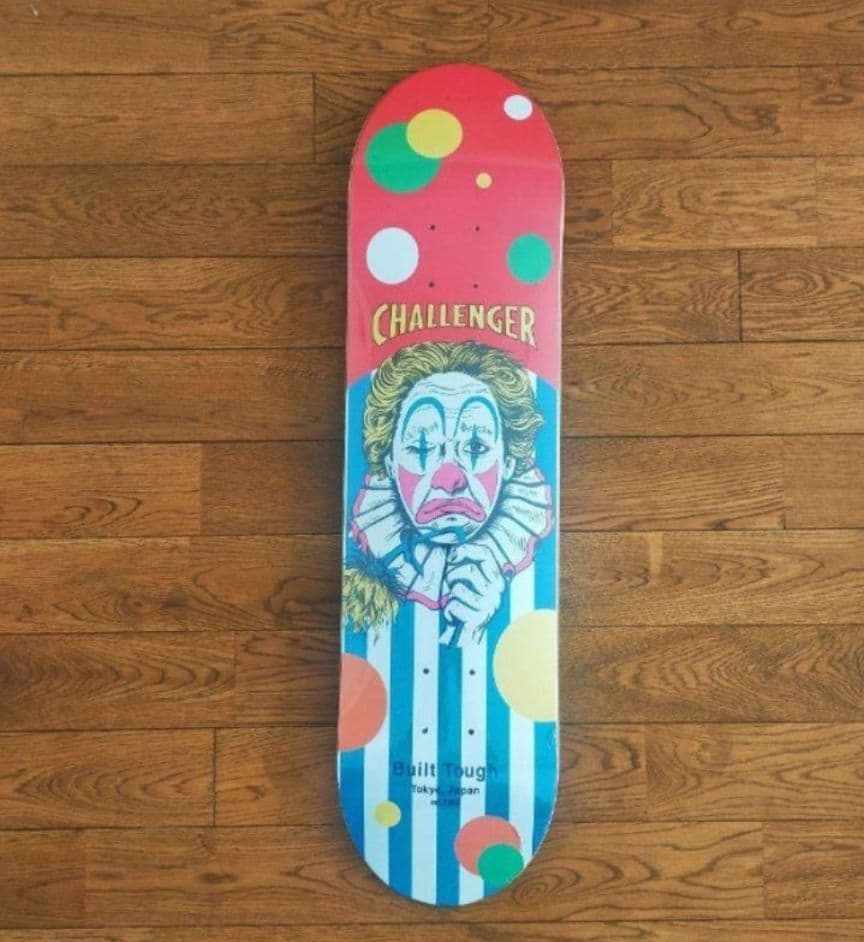 激レア　チャレンジャー　スケボー