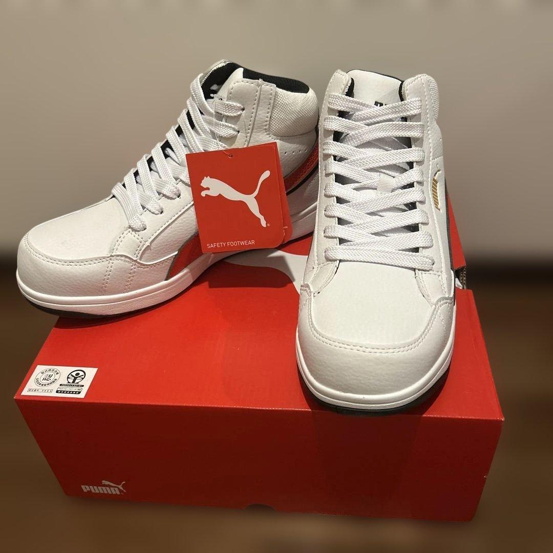 PUMA安全靴新品未使用　25㎝
