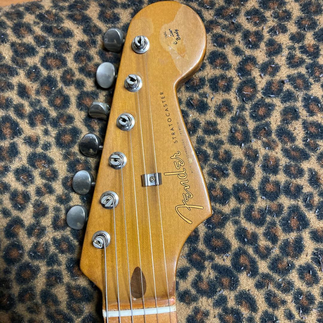 Fender Stratocaster ホワイト