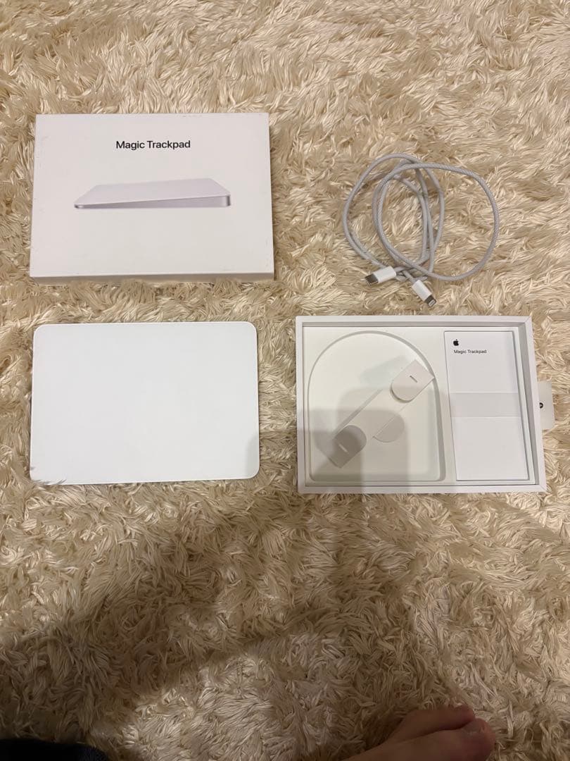 (超美品)Magic Trackpad ホワイト ライトニング充電ケーブル付き