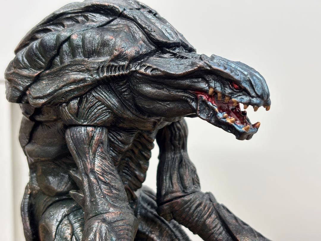 ゴジラ怪獣 オルガ リペイント - メルカリ