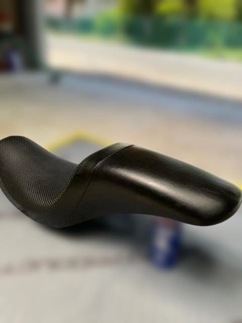 ハーレー　Le Pera ラペラ シート