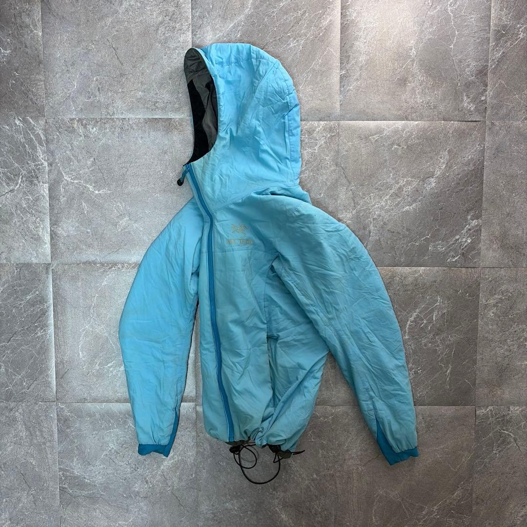 【超希少❗️】Arc'teryx ダウンジャケット アークテリクス 水色