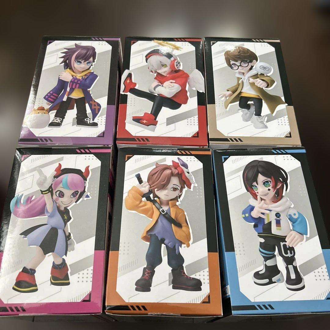 CRAZY RACCOON フィギュアセット - メルカリ