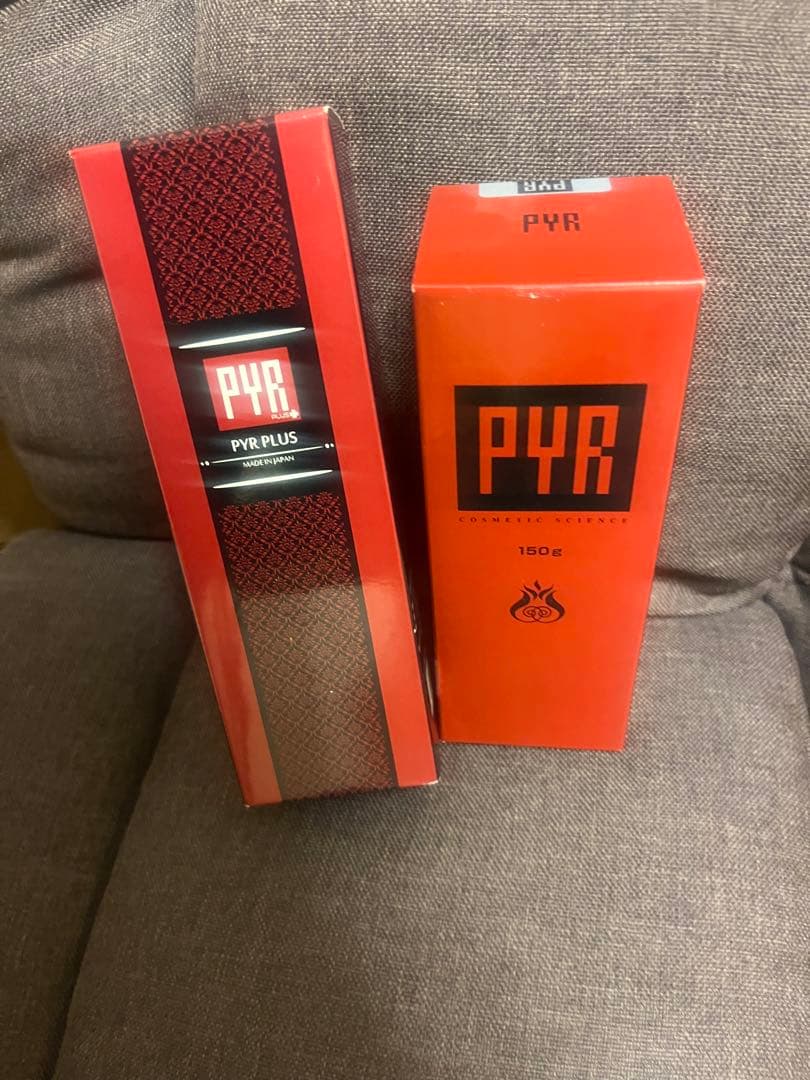 PYR PLUS ボディクリーム 180g２本セット