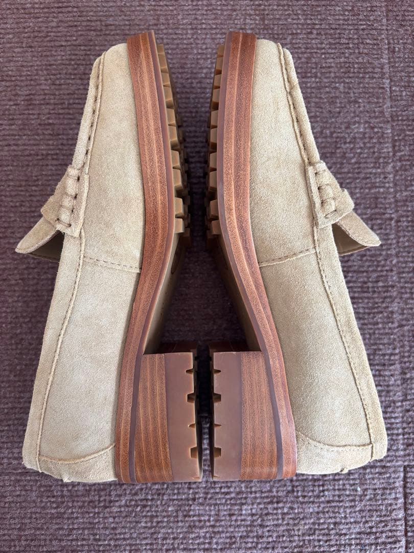 美品ラルフローレンLAUREN ベージュ スエード ローファー 24.0 US7