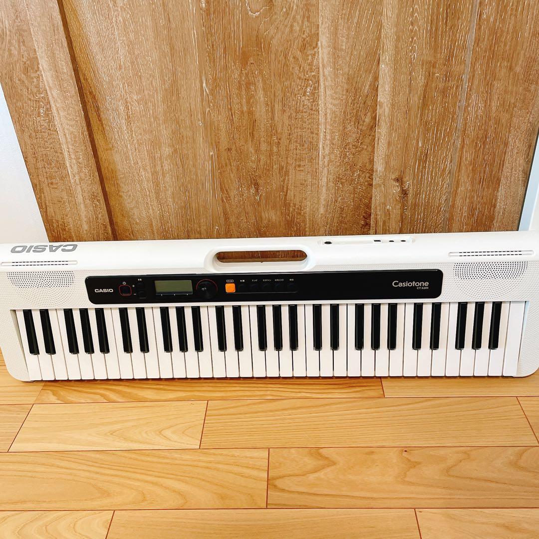 CASIO Casiotone CT-S200 ホワイト 61鍵 CASIO（カシオ） 【最短翌日お届け】カシオ キーボード 電子ピアノ