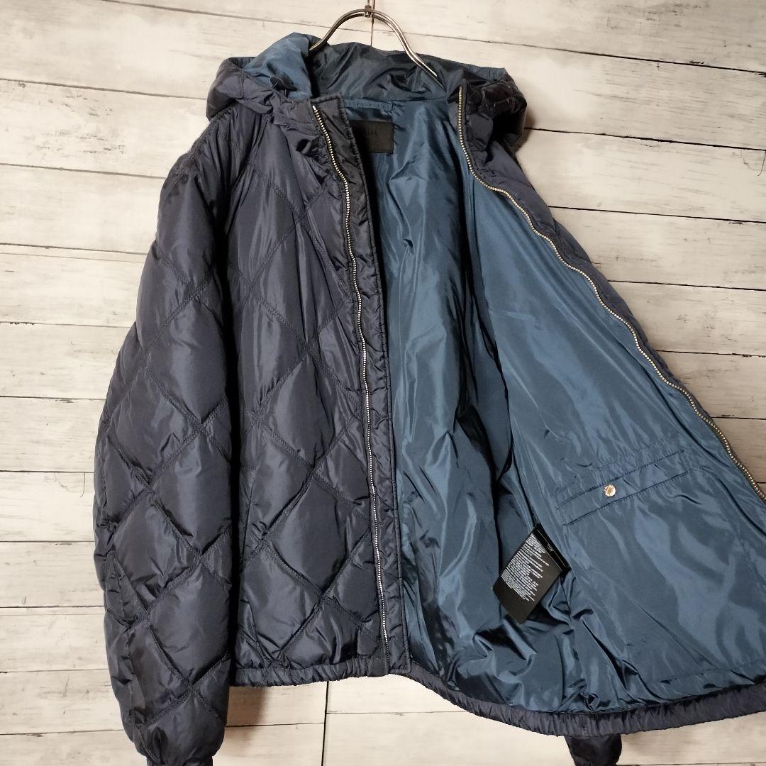 PRADA プラダ キルティング ダウンジャケット フード付き プレートロゴ